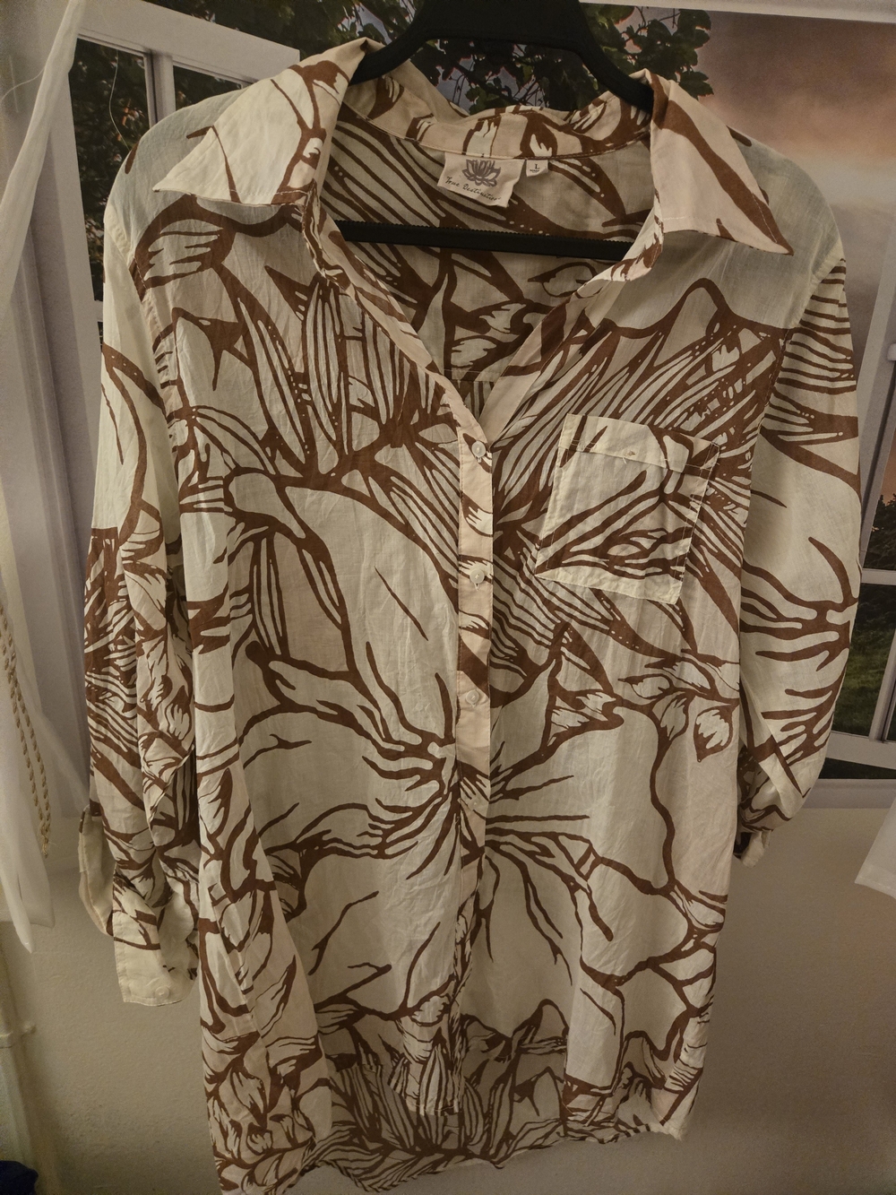 Relaxed Floral Button-Front Women's Top — Cream & Brown